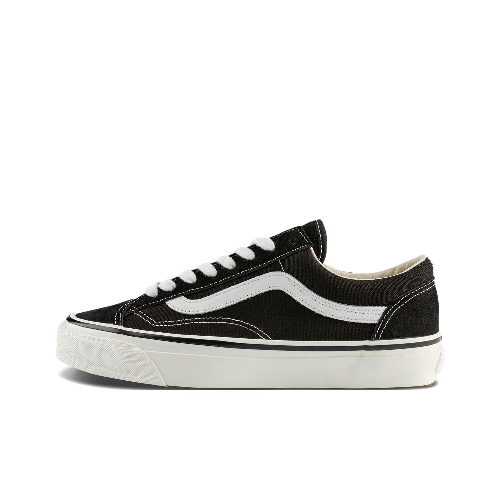 Vans Shoes Old Skool - حذاء فانز أولد سكول 36 للتزلج
