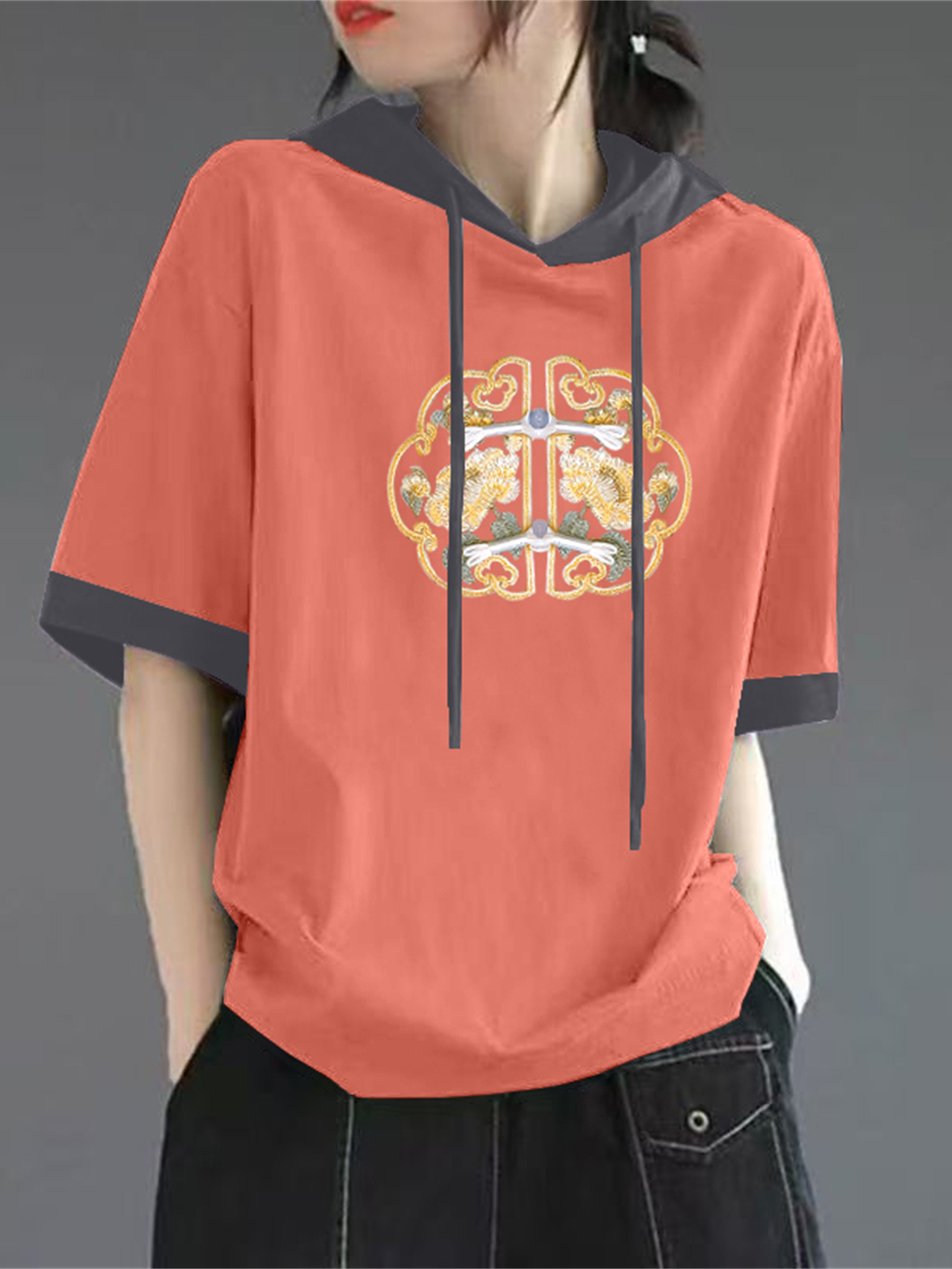 تي شيرت نسائي قطني أحمر بأكمام - مراجعة Streetwear Brand Red وسعره