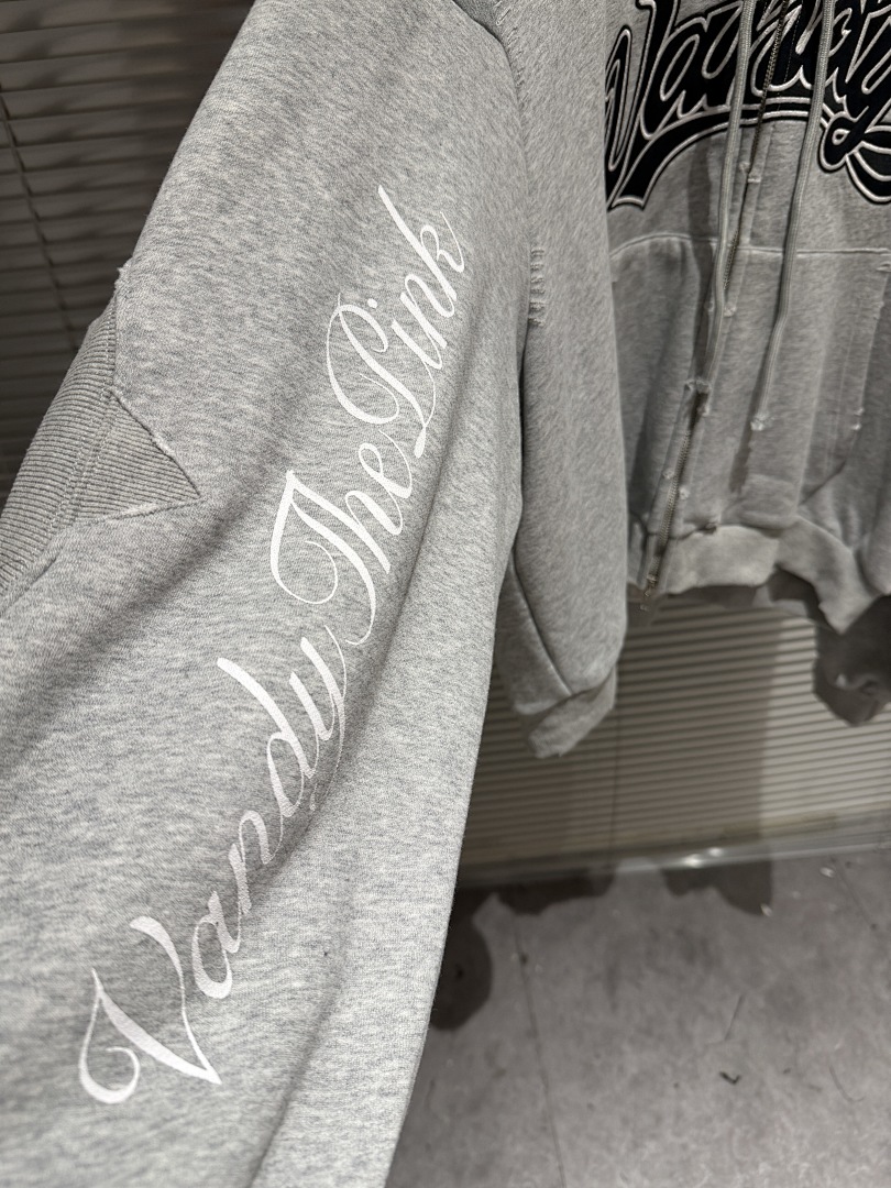 هودي رجالي بسحاب من ماركة أزيا - مراجعة Streetwear Brand Collabs وسعره