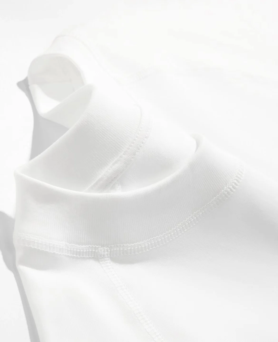 العلامة التجارية الجديدة كاستر - مراجعة Streetwear Brand Logo Design وسعره
