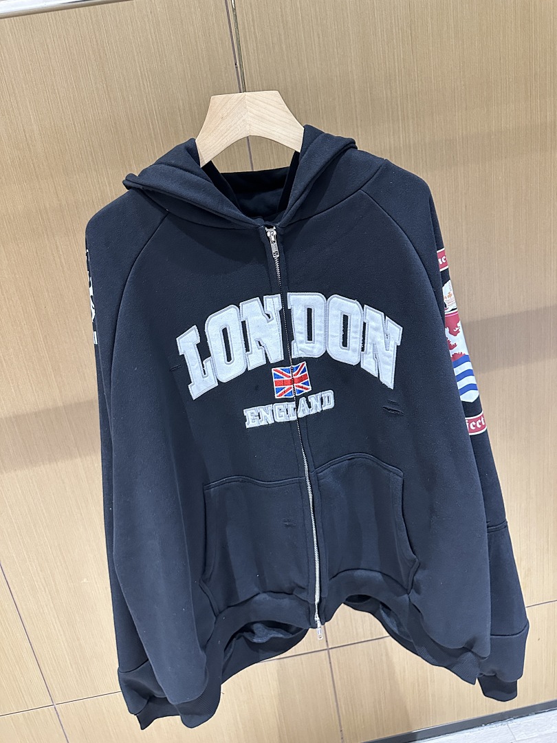 25S هودي بسحاب مغسول بتصميم مف - مراجعة Streetwear Brands London وسعره